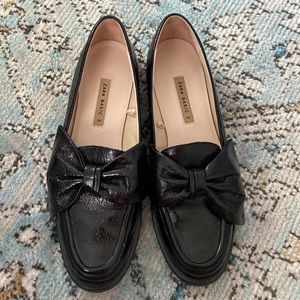 Women’s shoes size 40